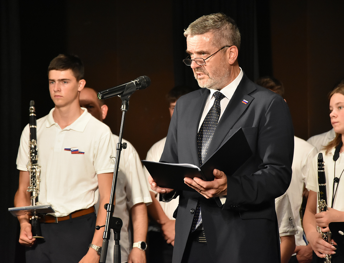 Minister za zunanje in evropske zadeve Tone Kajzer. FOTO: Bogomir Štefanič, Družina