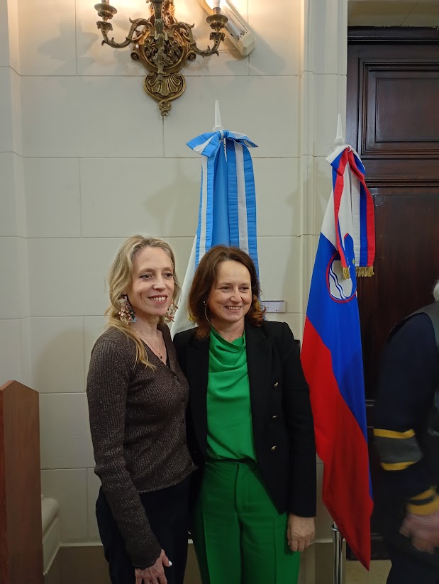 BARBARA ROSSEN IN VELEPOSLANICA VODNIK